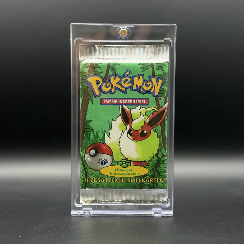 Pokemon Dschungel Booster 1. Edition Flamara deutsch im transparenten Magnethalter